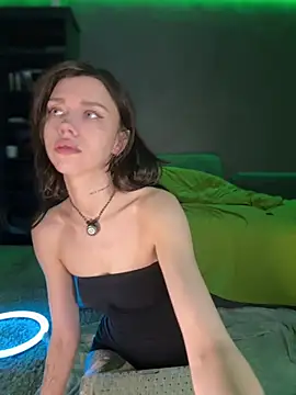 Snapshot of Bastet chatting on February 2026 09:27:02 PM Bastet online show from February 2026 09:27:02 PM