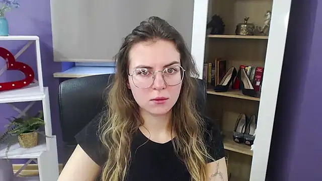 Zoey Erotic online show from January 2025 08:43:02 AM