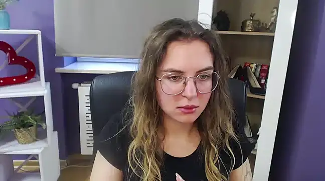 Zoey Erotic online show from January 2025 08:41:01 AM