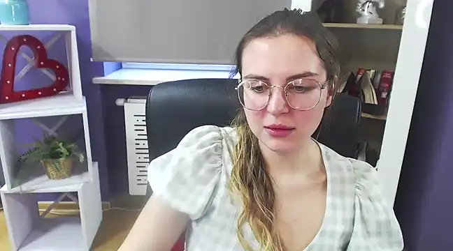 Zoey Erotic online show from February 2025 11:43:02 AM