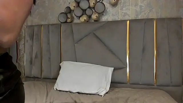 Sariitaa  online show from December 2025 02:22:01 PM