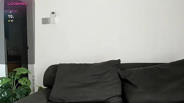 minimaya online show from March 2025 04:47:02 AM