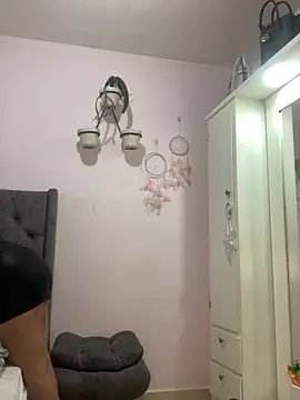 Kataliina online show from March 2025 09:22:01 PM