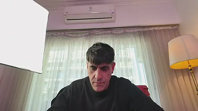 Elnonoykeila77 online show from May 2026 04:35:02 PM