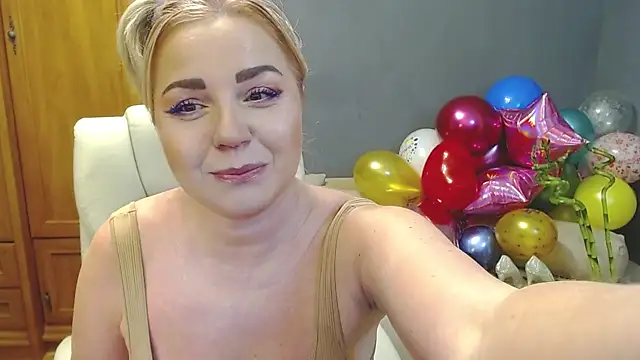 Cute sun online show from December 2024 08:36:02 PM