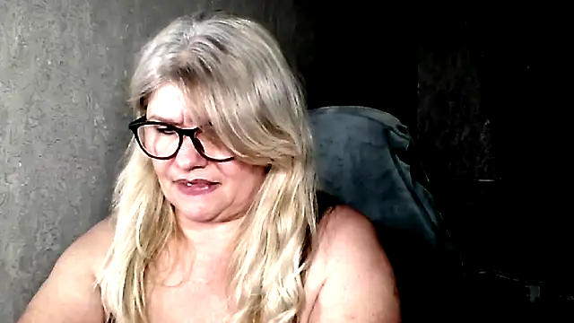 Diana 49 online show from March 2026 08:49:03 PM