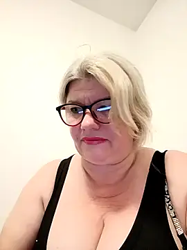 Diana 49 online show from April 2026 07:35:01 AM