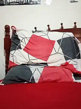 Chocolatinajet online show from September 2025 04:30:01 PM