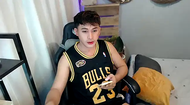 princeJayX online show from December 2024 12:19:01 PM