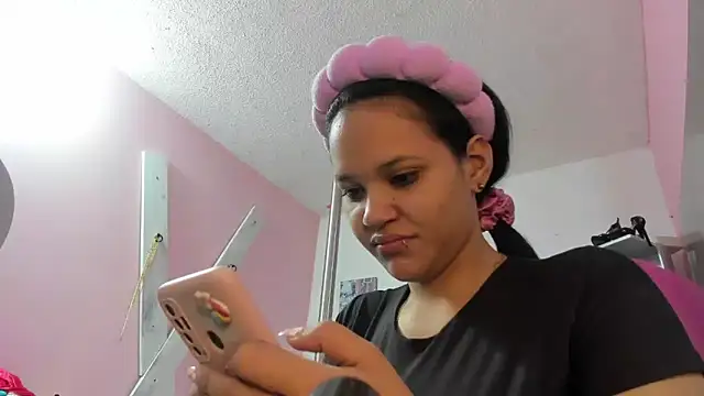 CAMILA--REY online show from December 2025 11:52:02 AM