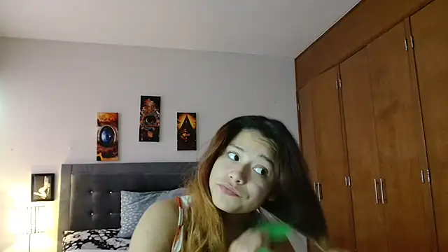 3littleschoolteens online show from November 2025 05:46:02 PM