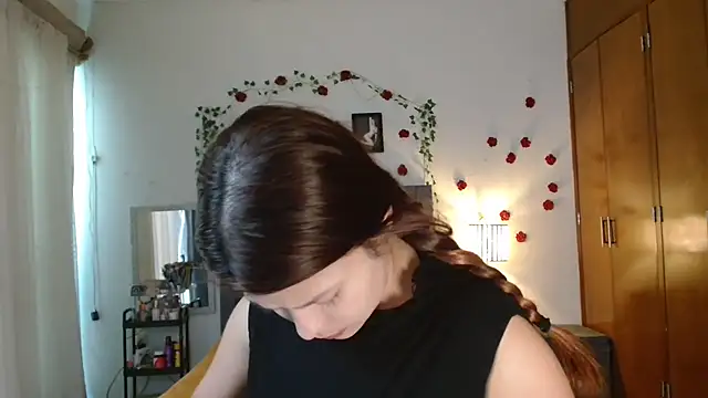 3littleschoolteens online show from February 2026 06:05:01 PM