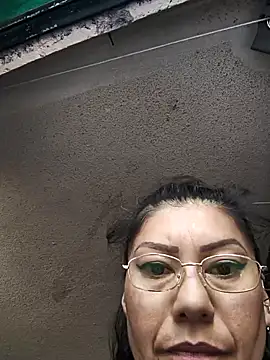 LaInsaciableIntensa online show from November 2025 09:04:01 PM