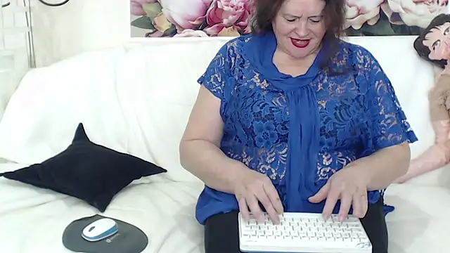 FlaviaSquirts online show from February 2025 11:28:01 AM