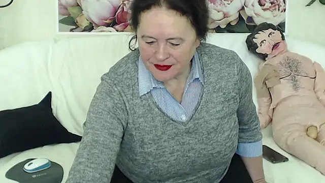 FlaviaSquirts online show from February 2025 08:52:01 AM