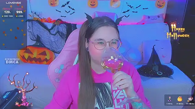 Lolisuccub online show from October 2025 05:28:01 PM