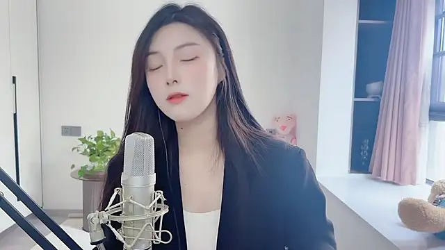 Snapshot of HaagenDazs_ chatting on December 2024 05:59:02 AM HaagenDazs online show from December 2024 05:59:02 AM