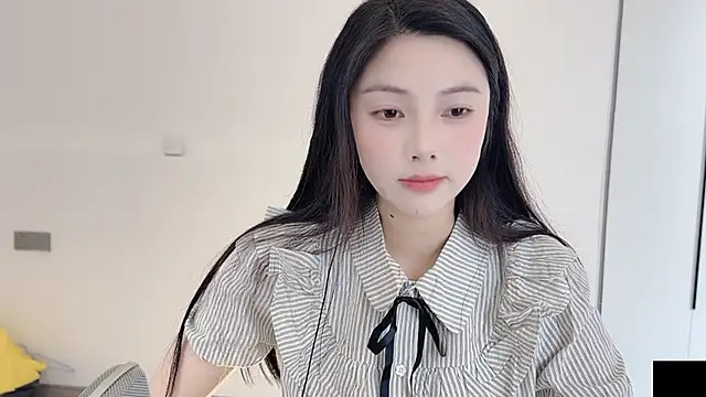 Snapshot of HaagenDazs_ chatting on February 2025 05:49:02 AM HaagenDazs online show from February 2025 05:49:02 AM