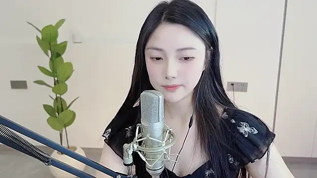 Snapshot of HaagenDazs_ chatting on March 2025 05:00:02 AM HaagenDazs online show from March 2025 05:00:02 AM