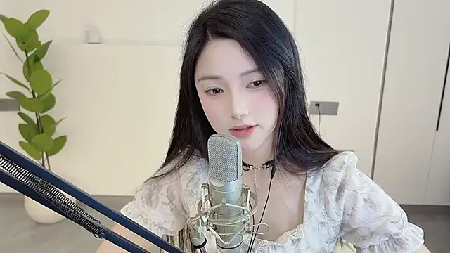 Snapshot of HaagenDazs_ chatting on March 2025 04:16:02 AM HaagenDazs online show from March 2025 04:16:02 AM