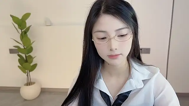 Snapshot of HaagenDazs_ chatting on March 2025 01:03:02 AM HaagenDazs online show from March 2025 01:03:02 AM