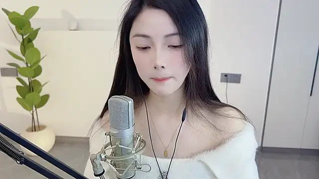 Snapshot of HaagenDazs_ chatting on March 2025 04:05:02 AM HaagenDazs online show from March 2025 04:05:02 AM