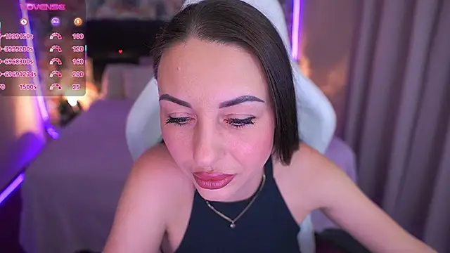 KristiiMax online show from February 2026 04:12:02 PM