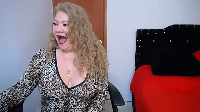 Ursulawhite69 online show from January 2025 06:17:02 PM