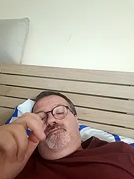 mike9473 online show from September 2025 01:32:01 PM