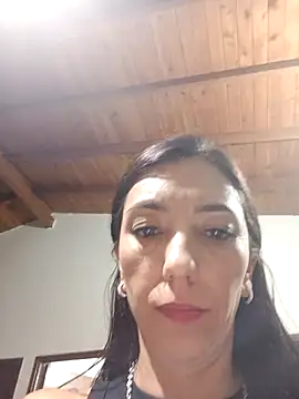 LunaZambrano online show from September 2025 01:49:01 AM