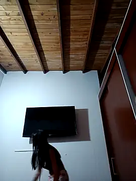 LunaZambrano online show from November 2025 01:10:02 PM