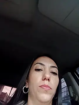 LunaZambrano online show from March 2026 06:09:02 PM