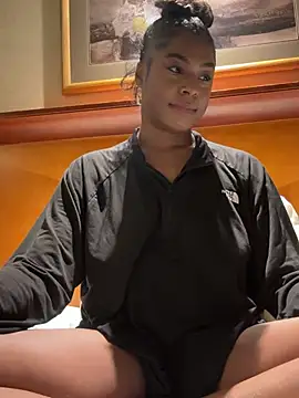 CandyLuxxxx online show from January 2025 07:43:02 AM