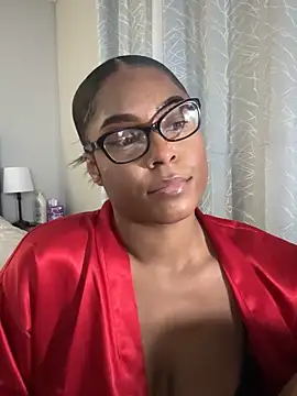 CandyLuxxxx online show from March 2025 05:32:01 AM