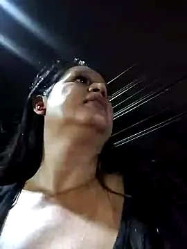 Snapshot of keilymadam chatting on January 2025 01:41:02 AM keilymadam online show from January 2025 01:41:02 AM