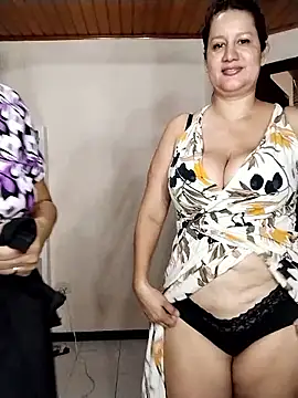 Snapshot of keilymadam chatting on September 2025 12:27:02 PM keilymadam online show from September 2025 12:27:02 PM