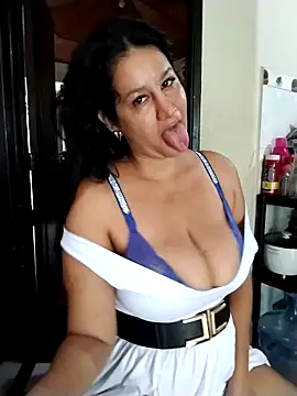 Snapshot of keilymadam chatting on October 2025 12:41:02 PM keilymadam online show from October 2025 12:41:02 PM