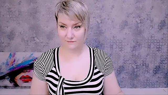 Djullia online show from February 2025 06:13:01 AM