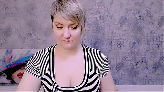 Djullia online show from February 2025 09:13:02 AM