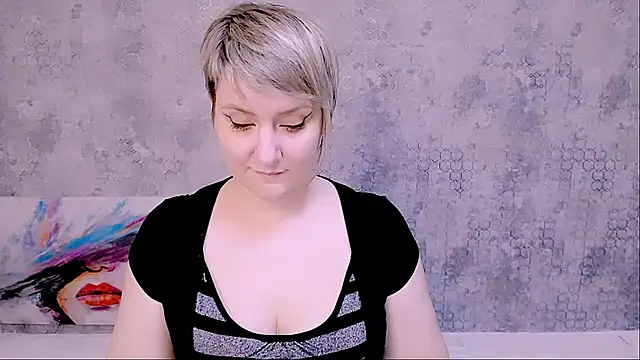 Djullia online show from March 2025 12:14:02 PM