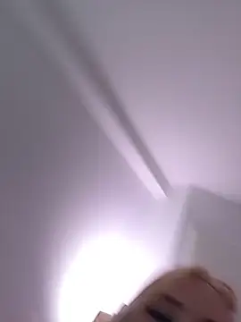 AnjaAmelia online show from December 2024 05:42:02 PM