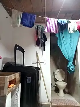 annie-19 online show from December 2024 12:09:02 AM