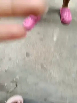 annie-19 online show from September 2025 07:27:02 PM