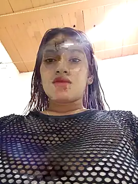 annie-19 online show from October 2025 02:07:01 PM