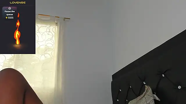 santi brown online show from September 2025 05:18:01 PM