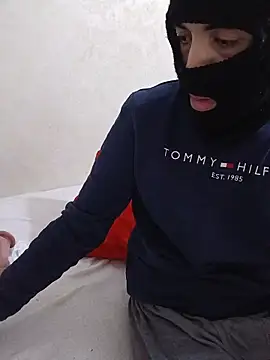 Snapshot of arabqueen chatting on November 2025 07:37:02 PM arabqueen online show from November 2025 07:37:02 PM