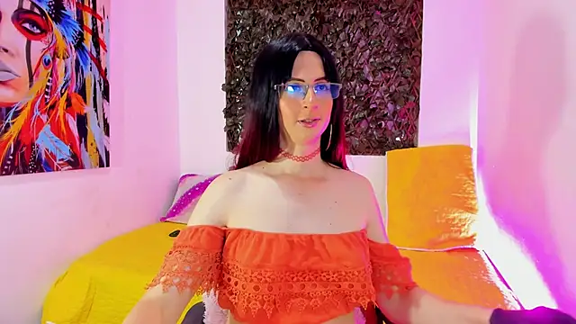 KimberlyJohnsoon online show from February 2025 10:54:01 PM