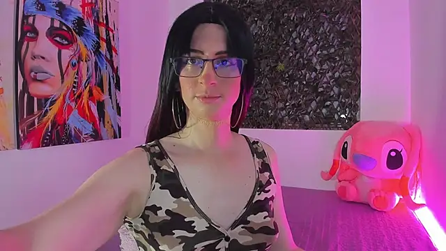 KimberlyJohnsoon online show from February 2025 08:31:01 PM