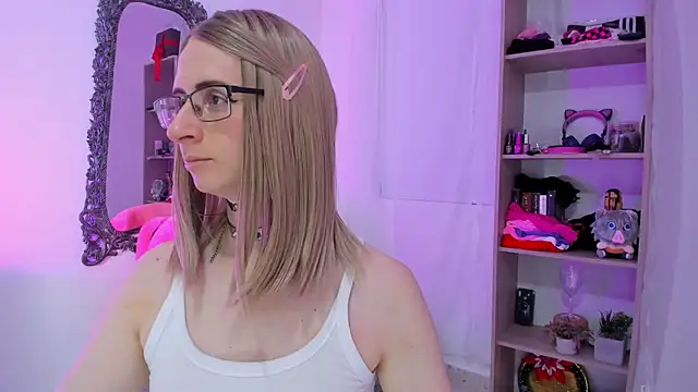 Snapshot of KimberlyJohnsoon chatting on January 2026 02:32:01 PM KimberlyJohnsoon online show from January 2026 02:32:01 PM