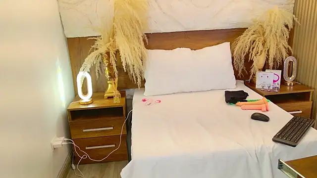 dojacandice online show from July 2026 09:42:02 PM